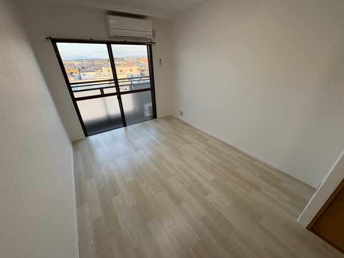 居室 レオハイム長尾３