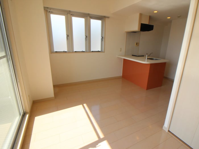 居室 ア－デン塚口