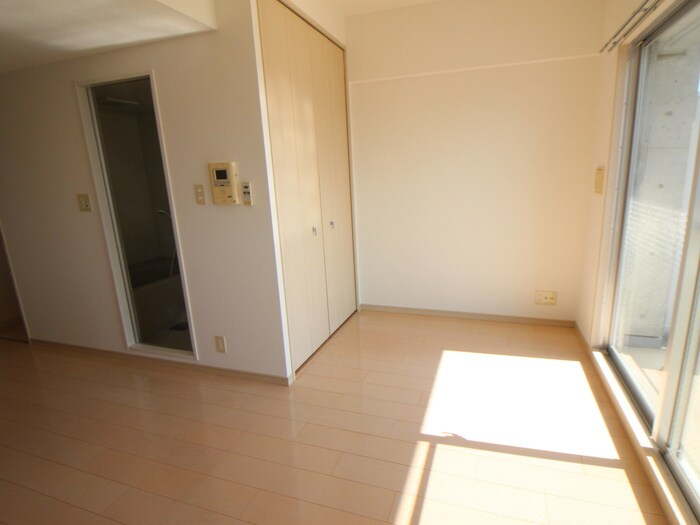 居室 ア－デン塚口