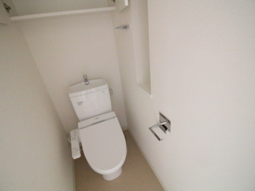 トイレ プレサンスTHE神戸(1304)