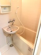 バス／シャワールーム等 シェルビュ－