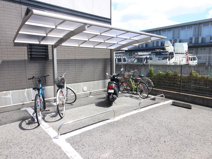 駐輪場 パル　タナカ