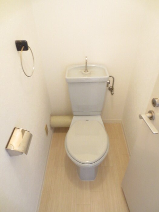 トイレ ドム－ル四条畷