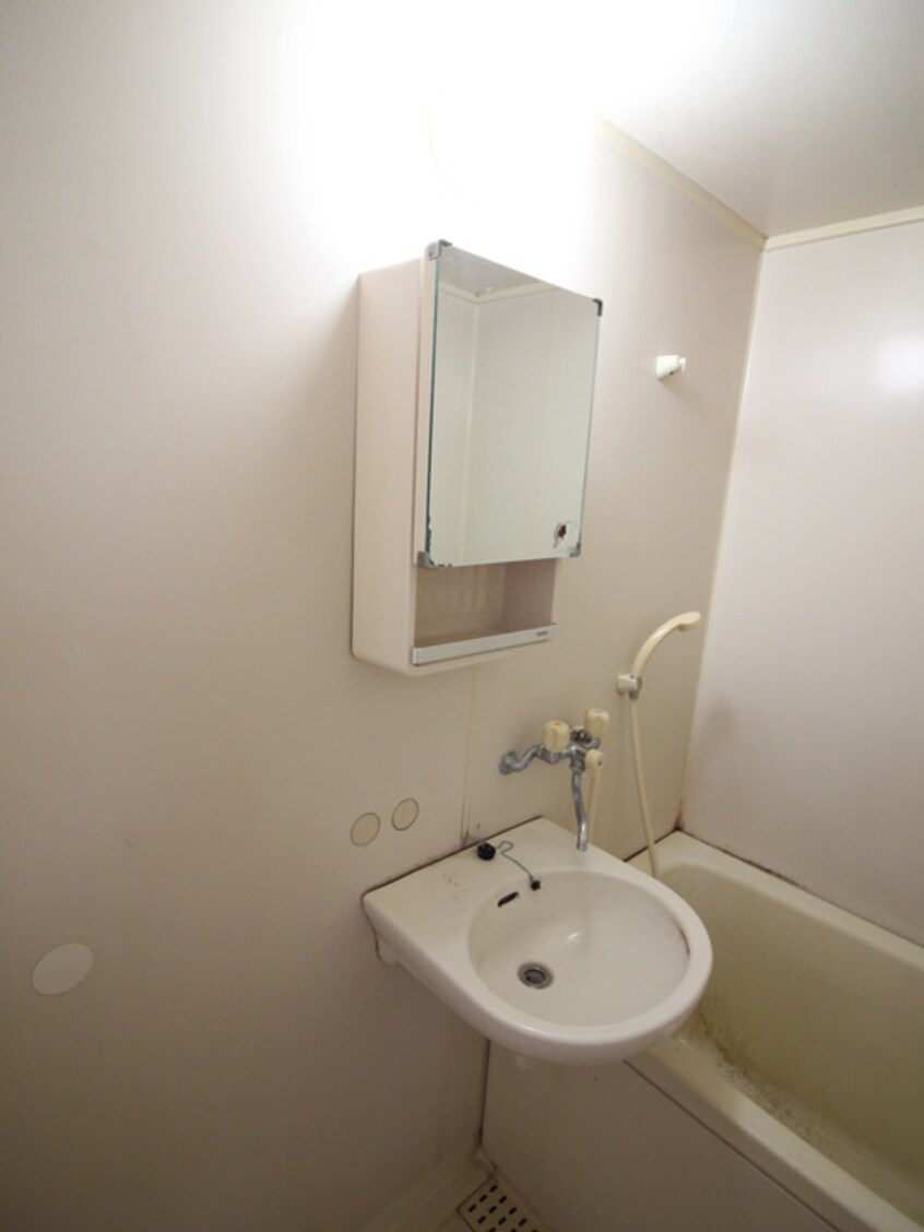 洗面 ＴＷＩＮ ＨＩＬＬ松幸苑２号棟