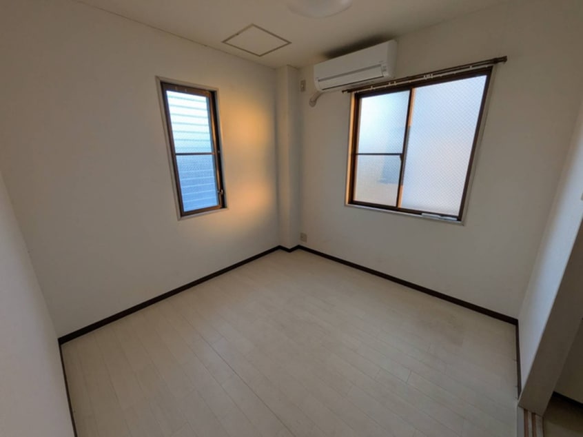 居室 ＴＷＩＮ ＨＩＬＬ松幸苑２号棟