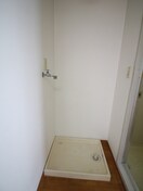 洗濯機置場 ＴＷＩＮ ＨＩＬＬ松幸苑２号棟