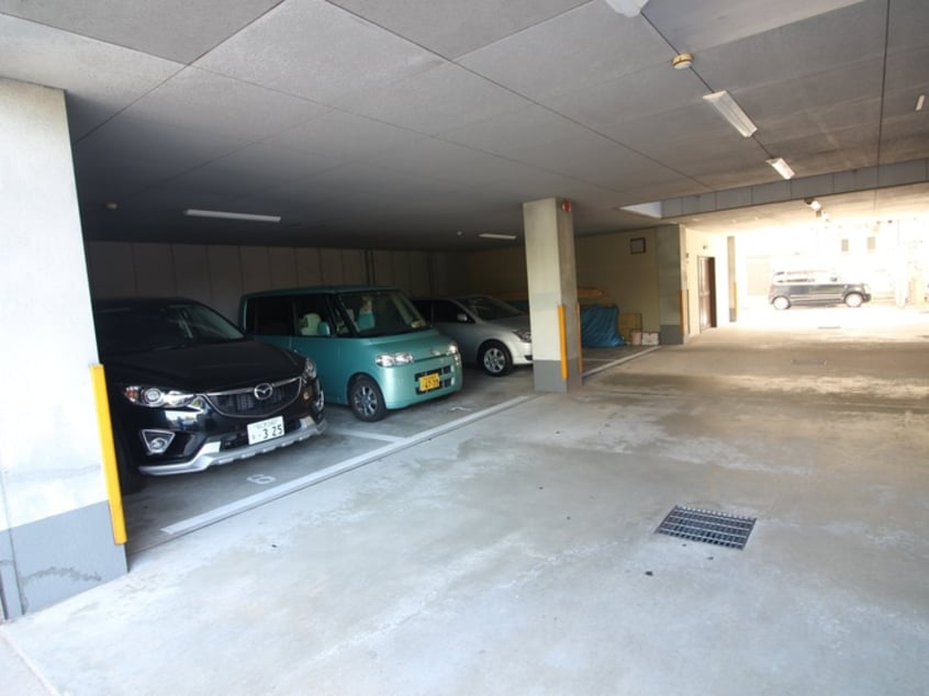 駐車場 ｼﾞｭﾈｽ新大阪