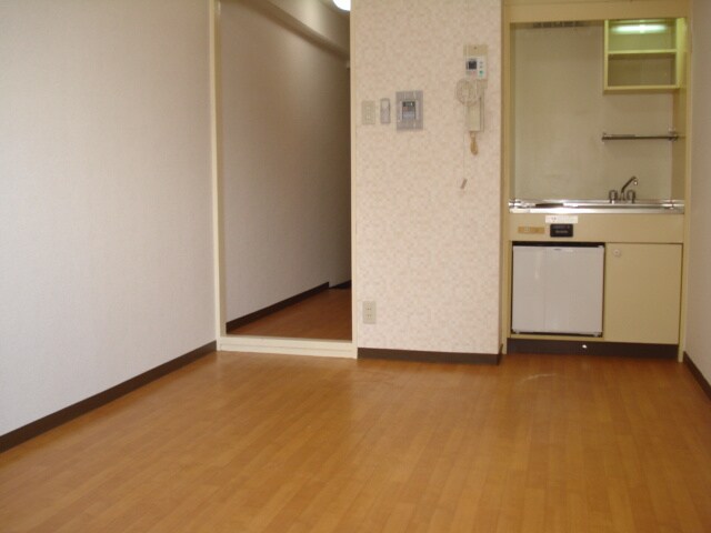 居室 ドミール平野