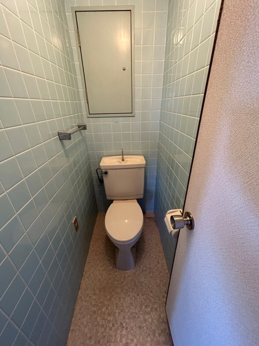 トイレ ハイフラット静徳