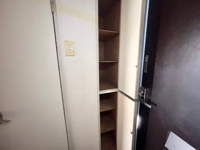 靴箱 クリエール三津屋