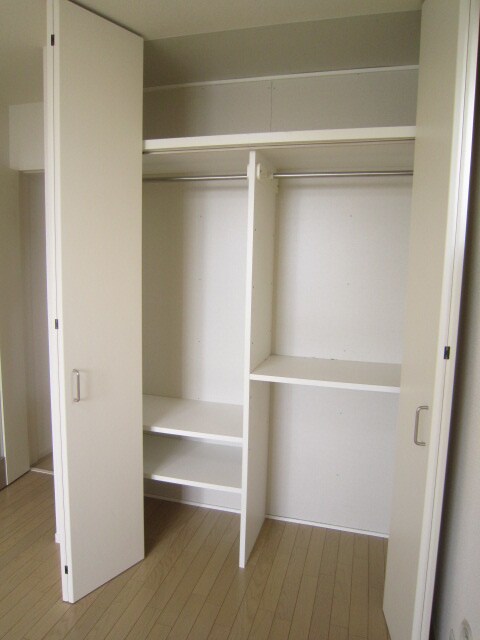 収納 プレミア－ジュ住道