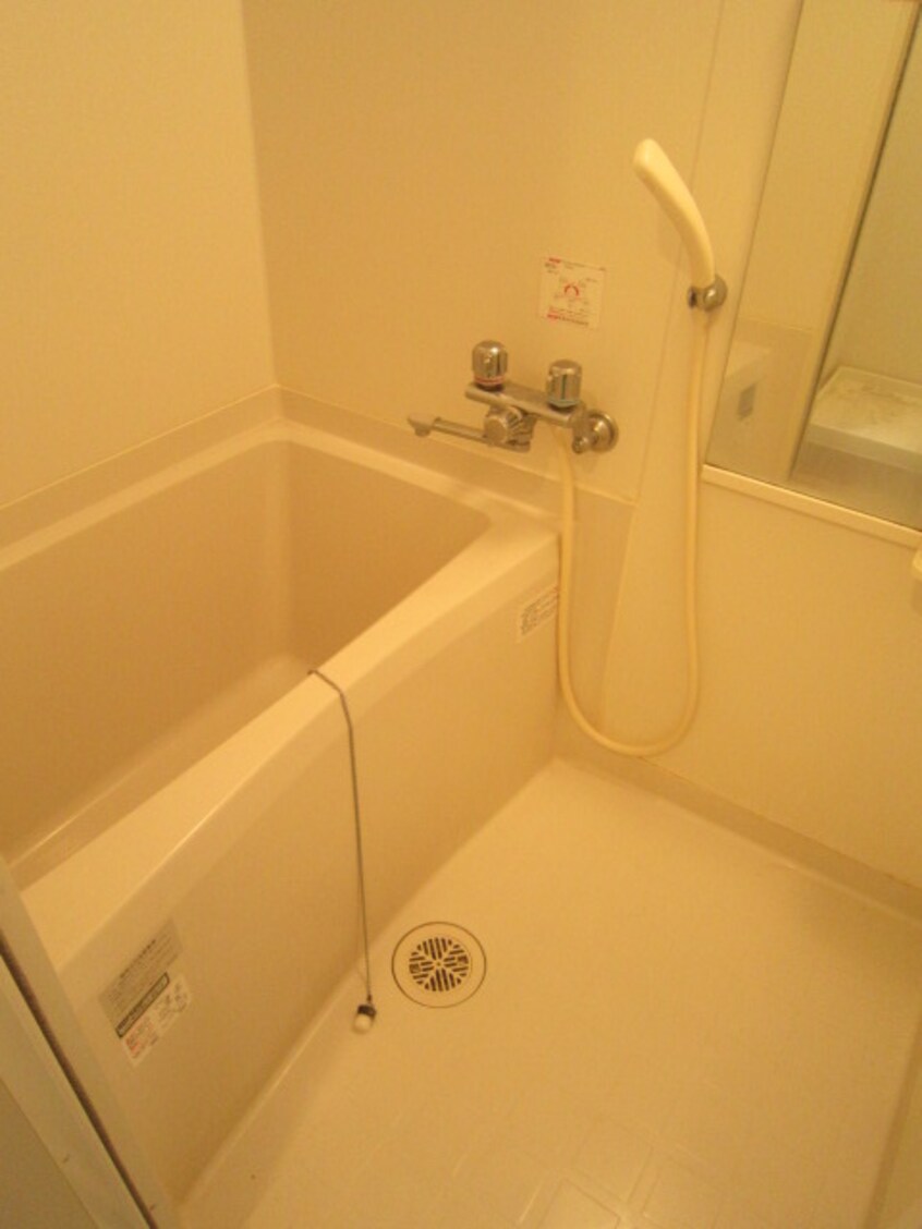 バス／シャワールーム等 プレミア－ジュ住道