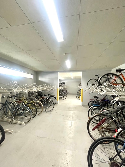 駐輪場 ア－バンエ－ス夕陽丘パル