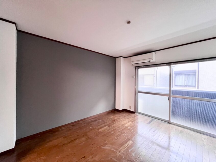 居室 フェアリ－テ－ル出屋敷