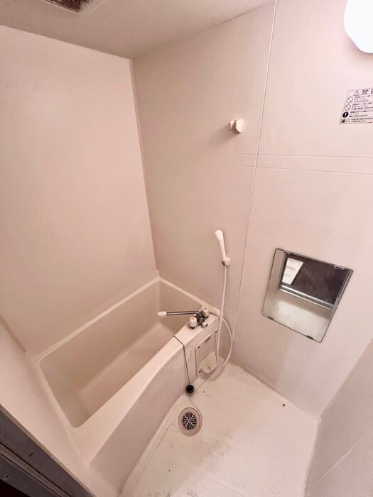 バス／シャワールーム等 フェアリ－テ－ル出屋敷