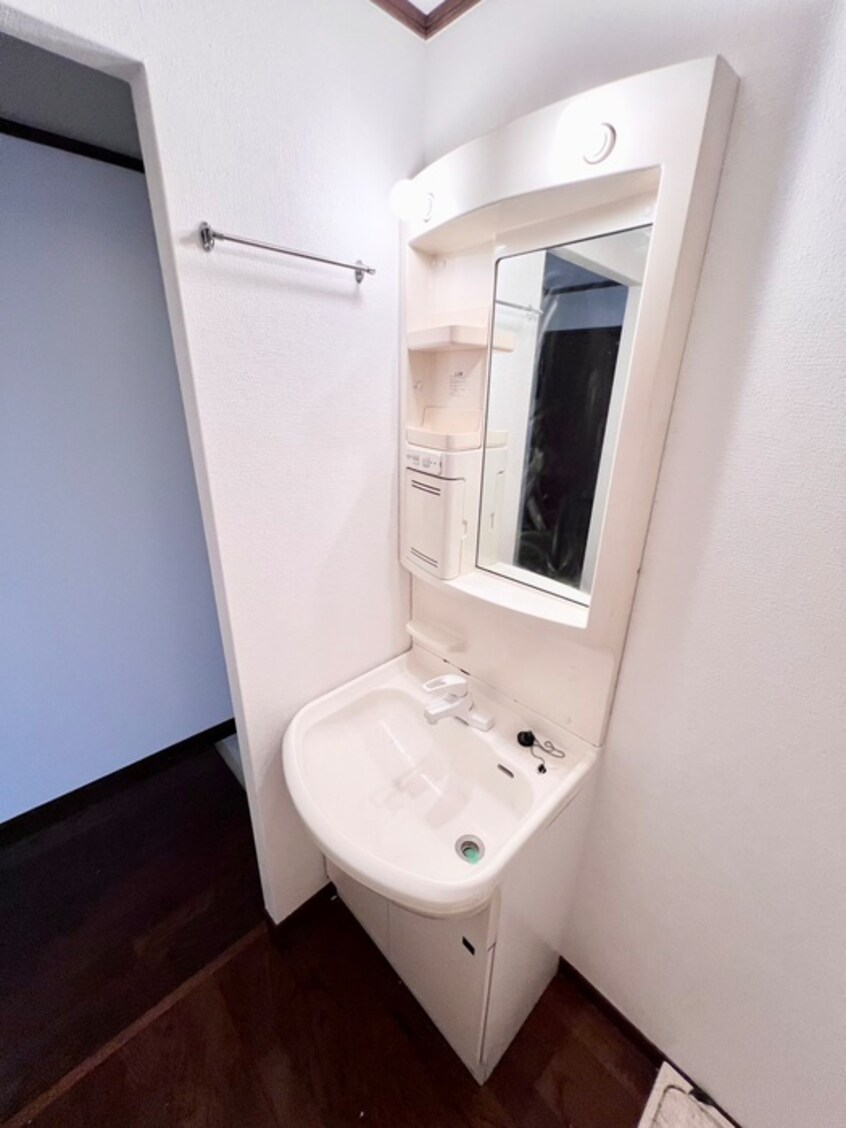 洗面 フェアリ－テ－ル出屋敷