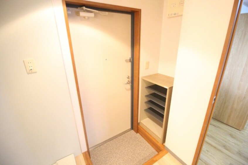 玄関 シャントール二条