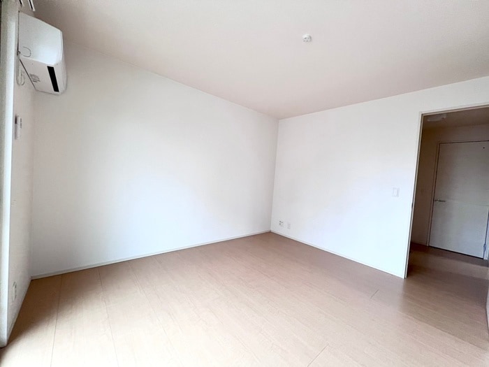 居室 フォルトゥ－ナ