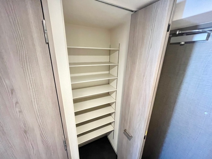 靴箱 ﾌｧｽﾃｰﾄ京都ｽﾃｰｼｮﾝｳｫｽﾞ(712)