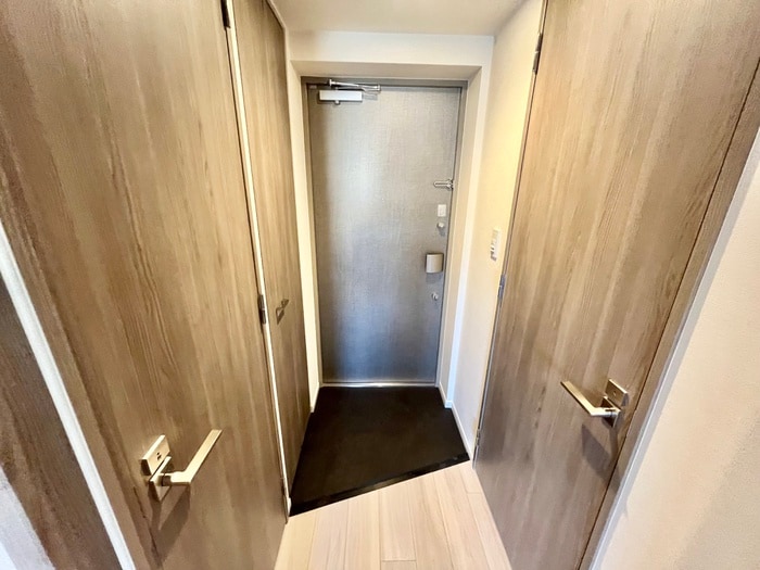 玄関 ﾌｧｽﾃｰﾄ京都ｽﾃｰｼｮﾝｳｫｽﾞ(712)