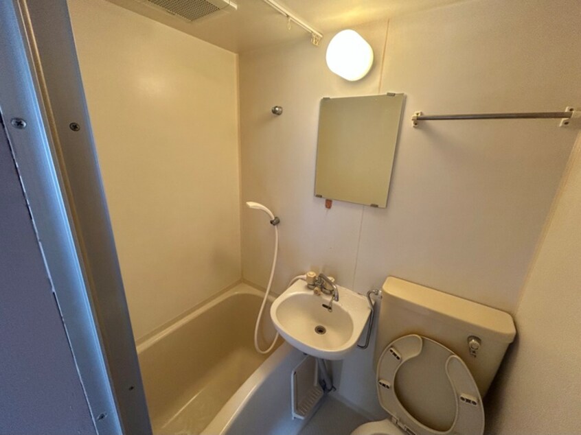 バス／シャワールーム等 K・菅原ハイツ