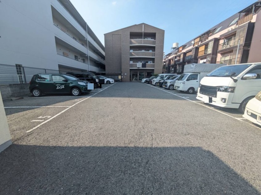 駐車場 メゾンドゥボヌ－ル