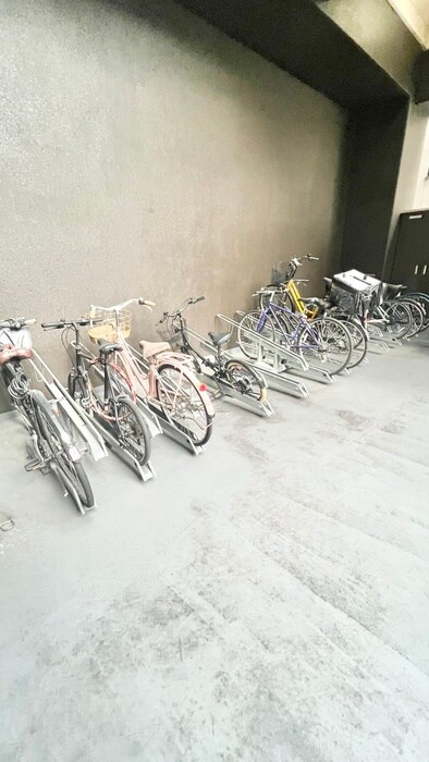 駐輪場 エス・キュート西天満