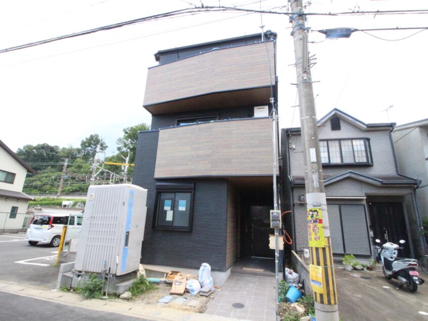 エントランス部分 インサイトプラス山科駅西