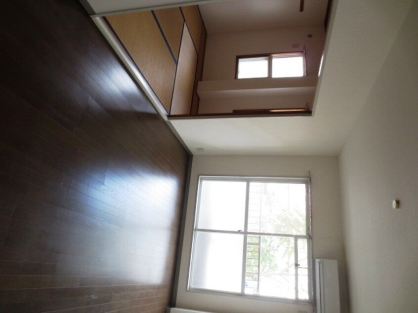 居室 メゾンド紫香