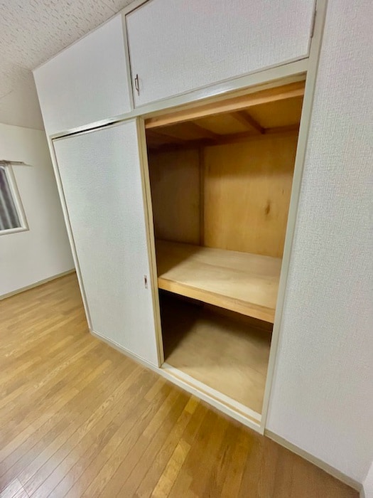 収納 メゾンド紫香