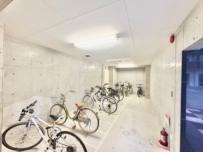 駐輪場 ドーム千代崎