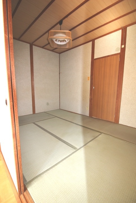 居室 シャレー山本