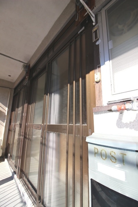 玄関 シャレー山本