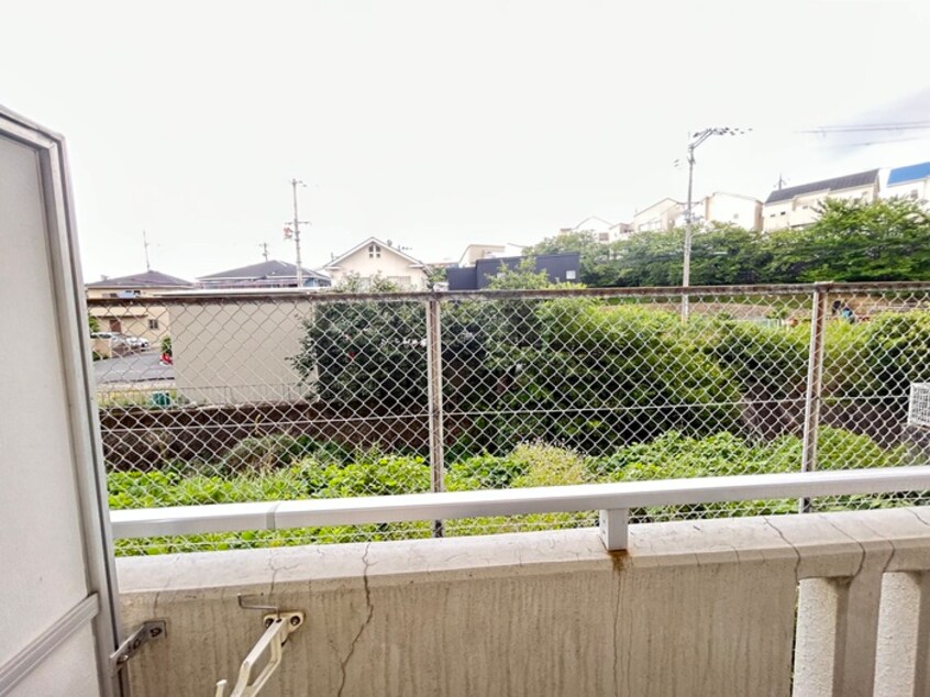 室内からの展望 リバ－サイド千里