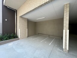 バイク置き場