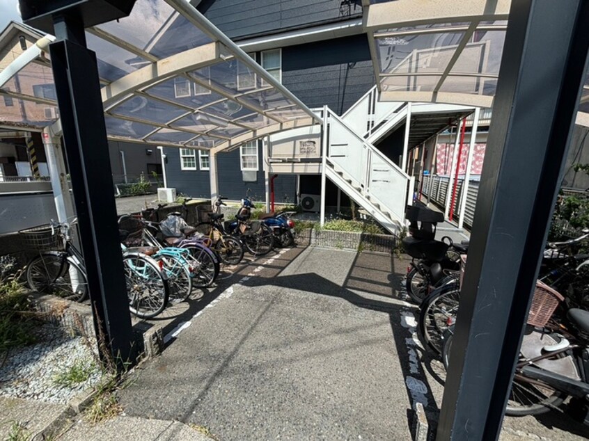 駐輪場 サマックスＹＵＩハイツ