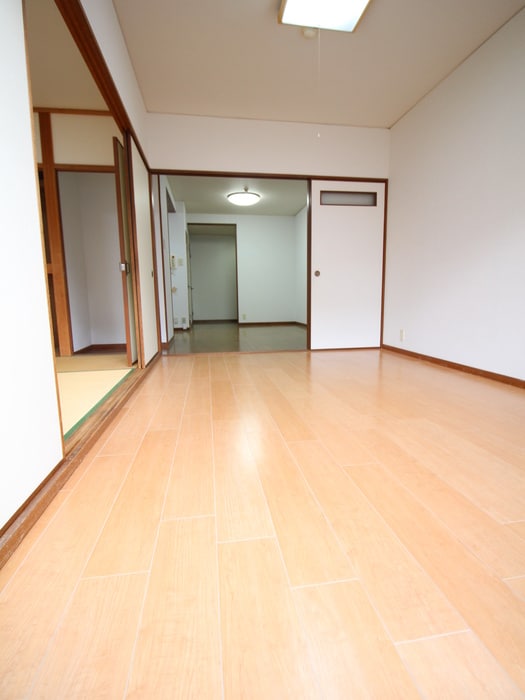 居室 エミール