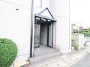 エントランス部分 エミール
