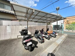 バイク置き場