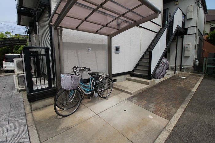 駐輪場 マンハイムスギモト