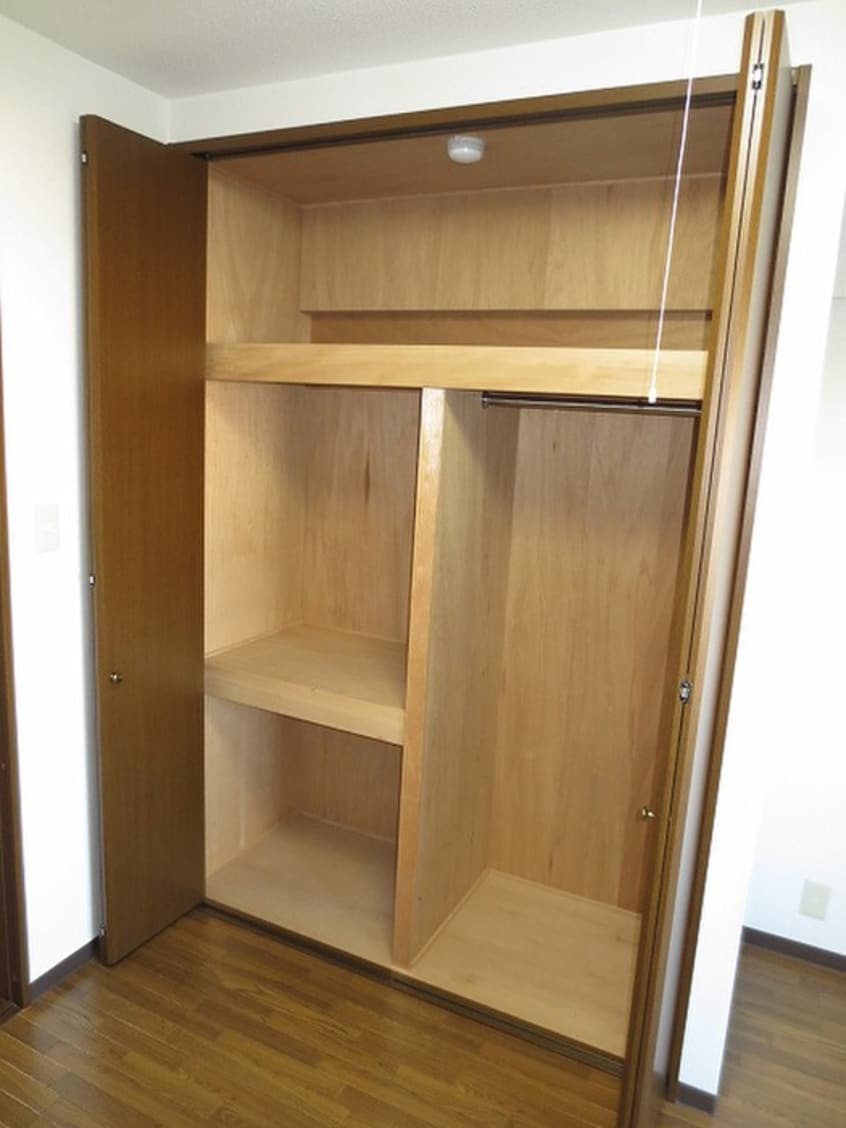 収納 第１５関根マンション