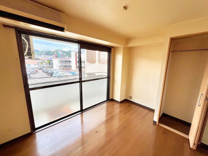 居室 箕面コスモビル