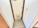 玄関 箕面コスモビル