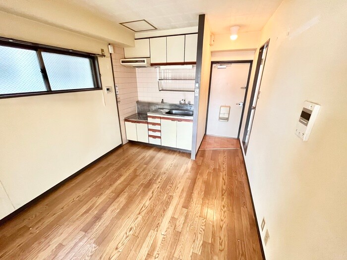 居室 箕面コスモビル