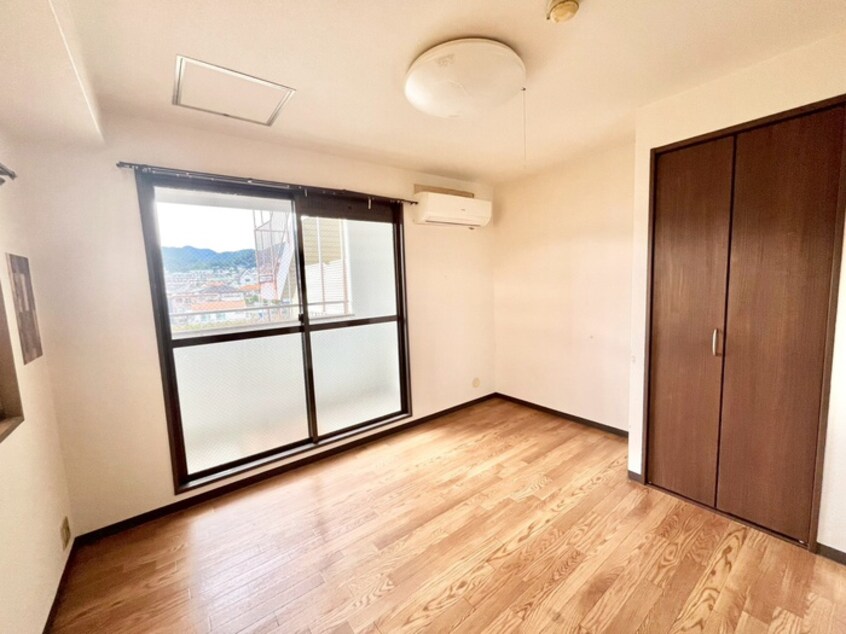 居室 箕面コスモビル