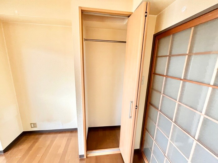 収納 箕面コスモビル