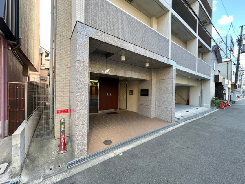 エントランス部分 グレース元今里