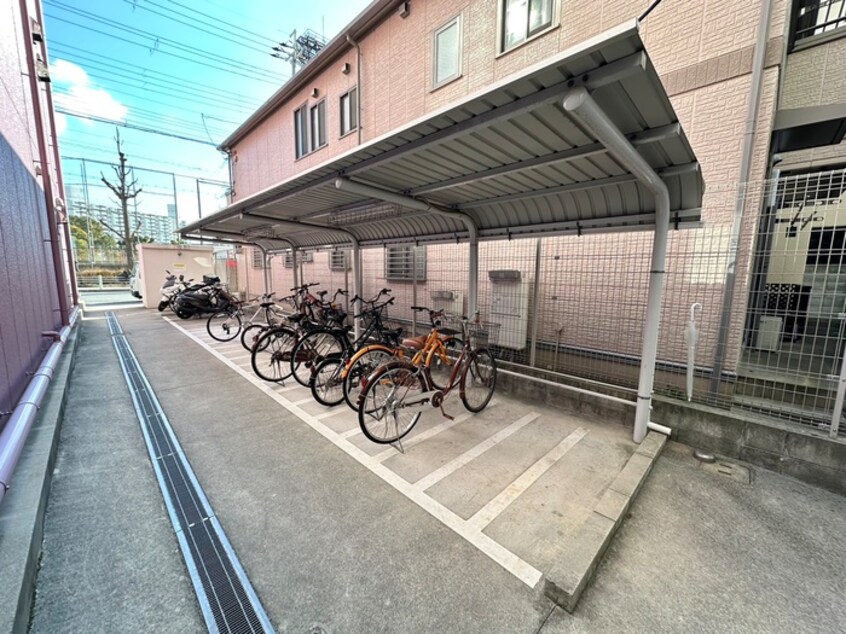 駐輪場 グレース元今里