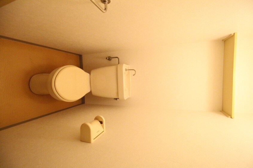 トイレ メゾンルシ－ヌ１番館