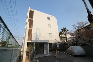 ダイドーメゾン岡本駅前（406）
